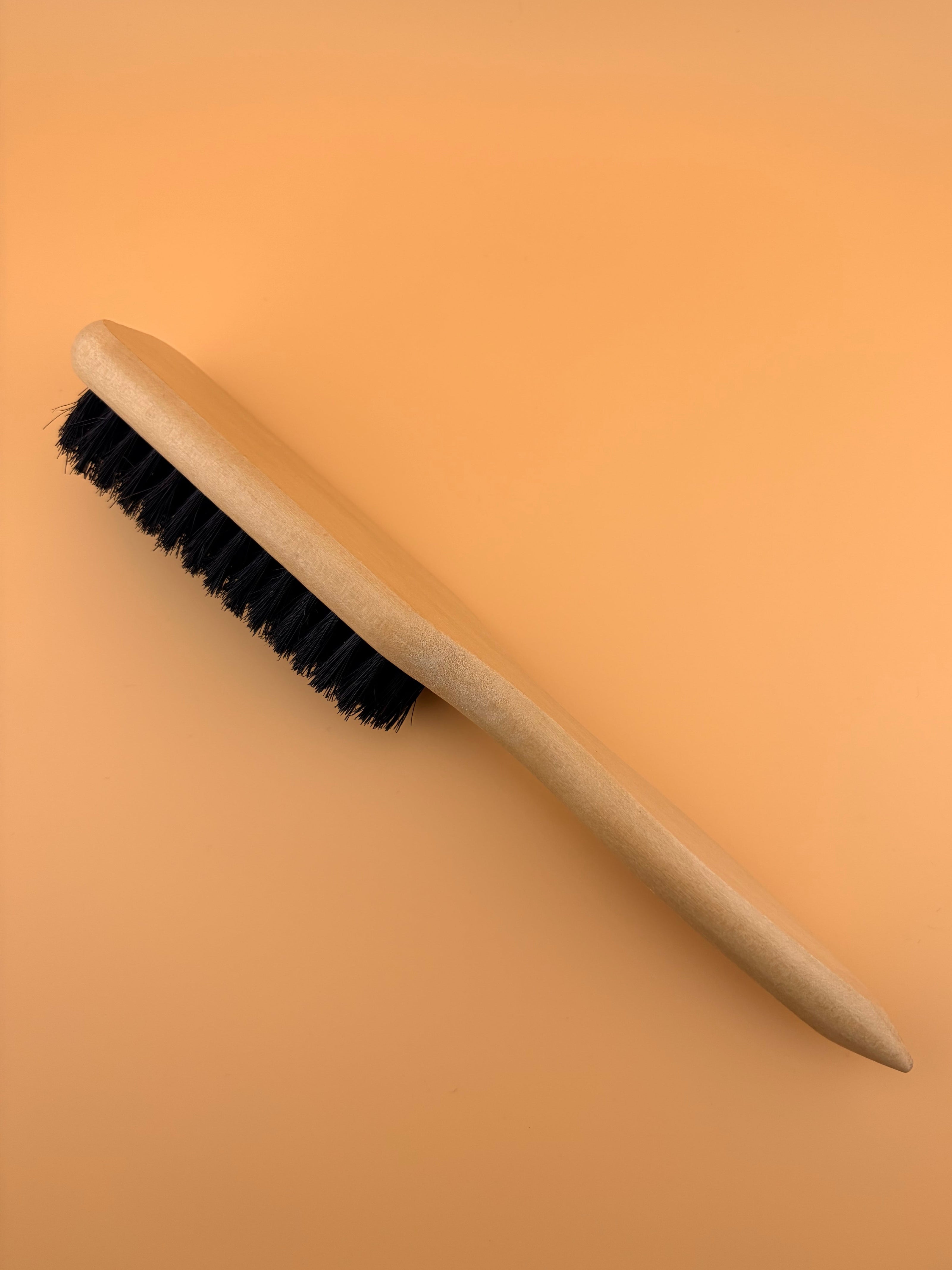 Brosse en poils de sanglier